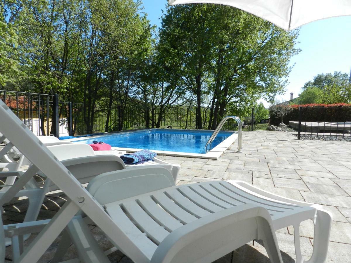 Villa Dee'S House And Pool Labin  Exterior foto